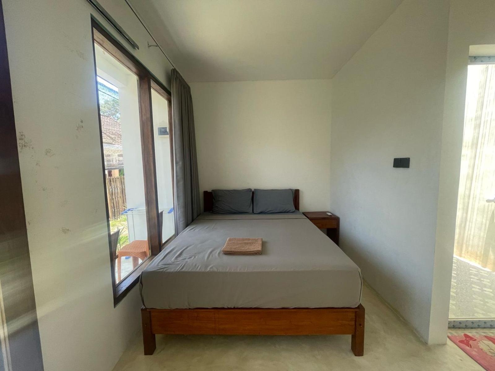 The Corner Homestay Kuta  외부 사진